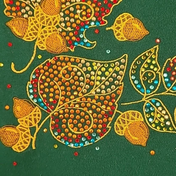 Quacker Factory Embroidered Top (M) - Picture 3 of 5